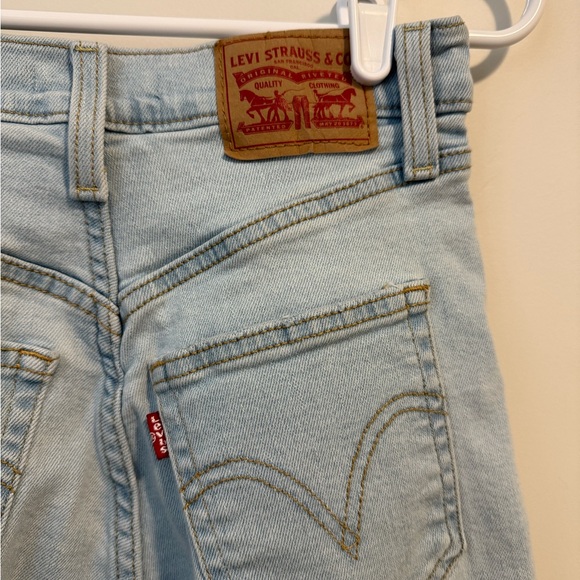 Levi’s Ribcage Straight Ankle - Picture 3 of 5